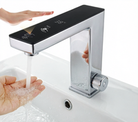 Distributeur de savon intelligent sans contact 2-en-1 couleur chrome avec robinet et affichage LED numérique, design moderne pour salles de bain domestiques et hôtelières