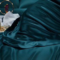 Ensemble de 4 pièces de literie en soie turquoise de haute qualité, respectueux de la peau et hypoallergénique disponible toutes les saisons