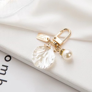 PDANY Porte-clés Cœur Mignon pour Femme et Fille, Chaîne de Clés Tendance en Coquillage et Perle, Ornement de Sac, Bijou, Accessoire de Clé - Product Image 2