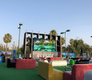 Siêu mỏng p4.81 ngoài trời Màn hình <span class=keywords><strong>LED</strong></span> hoạt hình cho video cho thuê IP65 đánh giá 4500 nits độ sáng Cửa hàng bán lẻ trung tâm mua sắm - Product Image 3