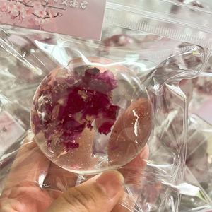 Balle anti-stress classique parfumée Osmanthus Jasmin Rose, faite à la main, unisexe, design rond en plastique, jouet à presser pour la décoration de bureau - Product Image 4