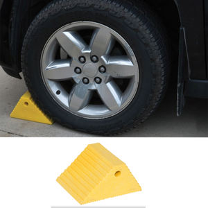 Calzas de Plástico Resistentes para Camiones y Remolques, Bloqueador de Ruedas Antideslizante de Poliuretano para Vehículos, Tope de Neumáticos - Product Image 2