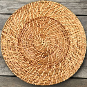 <span class=keywords><strong>Vajilla</strong></span> desechable de mimbre tejido artesanal de Vietnam, placa de cargador de borde dorado, posavasos de algas marinas, comida de paja al por mayor <span class=keywords><strong>barata</strong></span> - Product Image 2