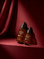 Vente en gros de flacons compte-gouttes en plastique PET ambré de 10 ml et 30 ml avec compte-gouttes pour l'emballage d'huiles essentielles et de sérums