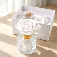 Diffuseur de parfum d'ambiance en céramique et porcelaine, motif floral, pour aromathérapie à domicile, avec huiles essentielles et bâtonnets parfumés – Cadeau de luxe