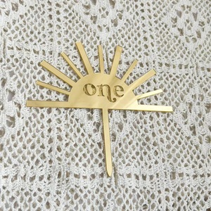 ท็อปเปอร์เค้กอะคริลิค ลายพระอาทิตย์สีทอง ตกแต่งด้วยน้ำผึ้งและความหวาน สำหรับงานวันเกิดเด็กแรกเกิด - Product Image 4