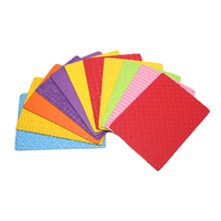 Texture antidérapante sur le dessus, texture en relief sur le dessus, feuilles découpées pour tapis finis en mousse EVA