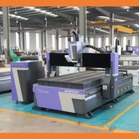 Machines de gravure CNC puissantes et durables AKM1325C avec changeur d'outils linéaire, fabriquées en usine, en stock