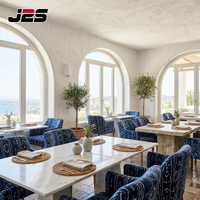 Chaise ronde en bois moderne sur mesure J2S pour hôtel, design de mobilier de restaurant, ensemble table et chaises pour projet de stand d'usine