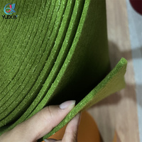 Rouleau de feutre de tissu coloré perforé à l'aiguille en polyester de 1 à 10 mm d'épaisseur pour les projets créatifs de bricolage