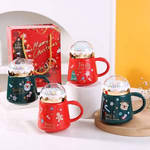 Tasses en céramique fantaisie mignonnes tasses de Noël tasse à café en céramique avec couvercle cuillère et boîte cadeau vente en gros - Product Image 2