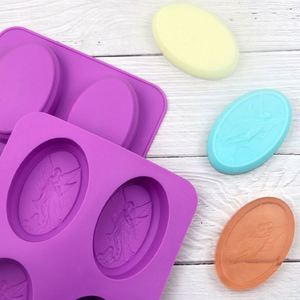 Moule à savon et à bougies en silicone écologique, 4 cavités, forme ellipse, motif ange, fabrication OEM/ODM - Product Image 1