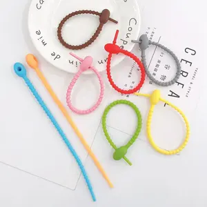 Großhandel Candy Color Silikon Schlüssel anhänger Gummi Schlüssel ring Kabel Twist Binde seil für andere Schlüssel anhänger