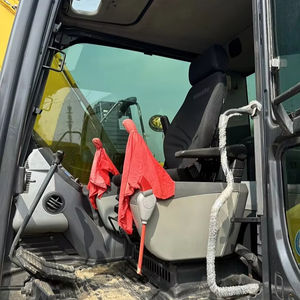 Low <b>Hours</b> Used Komatsu Pc110 Crawler Excavators <b>11</b> Ton Machine Equipment for Home or Farm From Japan - Product Image 5