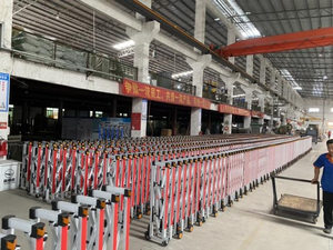 Modern <b>Retractable</b> Manual Road Barrier Expanding Aluminum Alloy Portable Barrier Courtyard Warehouse Hotel Industrial Hospital - Product Image 6