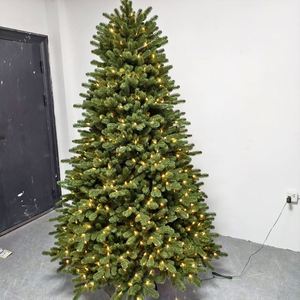 Sapin de Noël Premium de 240 cm (8 pieds) en PE de haute qualité, sans mauvaise odeur, avec support rotatif - Product Image 1