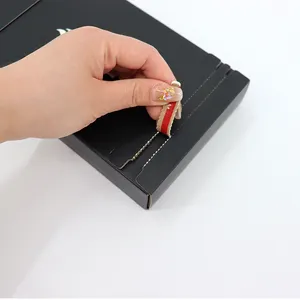 Bao bì thương mại điện tử tùy chỉnh in tự niêm phong tái chế hộp đóng gói màu đen xé dải đồ lót sóng/hộp mỹ phẩm