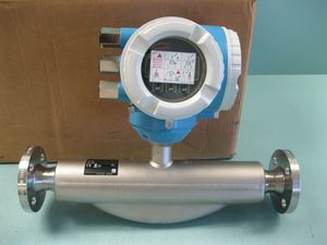 Medidor de Flujo Coriolis Compacto Endress Hauser Promass F 300 E H Proline Promass F300 para las Industrias del Gas, Químicos y Lácteos - Product Image 3