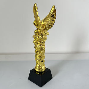 Trofeo de águila de resina de bronce plateado dorado Impresión de forma personalizada Trofeo de vidrio de resina Premio de cristal Trophis - Product Image 4