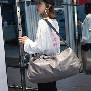 Grand sac de voyage, sac de sport, sac de sport pour la salle de sport, sac de voyage tendance en polyester, sac de sport à bandoulière, sac de voyage pour la salle de sport - Product Image 2