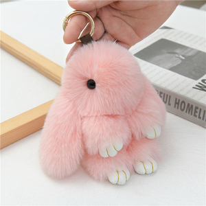 Llavero de Peluche de Conejo Blanco Esponjoso QYS, Colgante Suave de Conejito para Bolsa, Adorno Decorativo para Coche, Para Todas las Estaciones - Product Image 5