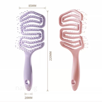Brosse à cheveux creuse à prix d'usine avec poils en nylon doux, brosse à palettes ventilée pour démêler les cheveux mouillés et emmêlés