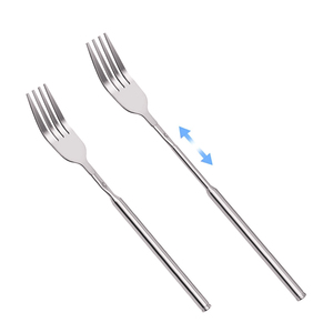 UPSILON Utensili da BBQ Espandibili e Pieghevoli all'Ingrosso, Forchette Estensibili per Frutta e Dessert con Manici Lunghi - Product Image 2