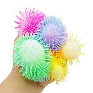 TPR 깜박이는 털 퍼퍼 볼 깜박이는 LED 퍼퍼 볼 파티 호의 장난감 소프트 볼 - Product Image 2