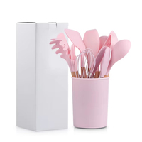 Ustensiles de cuisine en silicone réutilisables et résistants à la chaleur, ensemble de 12 ustensiles de cuisine en silicone avec manche en bois et seau de rangement