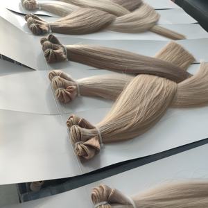 Extensiones de cabello rubio popular de alta calidad, cabello virgen ruso, trama cosida a máquina, 100% cabello humano, extensiones de cabello natural, trama doble. - Product Image 1