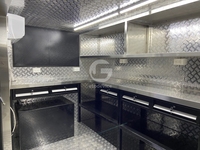 YITUO Conteneurs de cuisine modulaires de couleur noire Conteneur d'expédition Restaurant Conteneur de restauration rapide Restaurant Bar à vendre