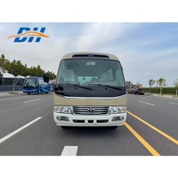 Mini-bus Coaster d'occasion 20 places Euro 4 Essence Transmission manuelle Fourgonnette de transport de passagers d'occasion