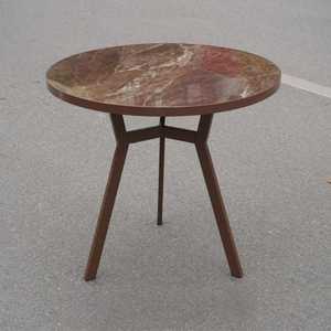 Mesa Redonda Moderna de Tres Patas, Muebles de Exterior Portátiles de Plástico para Cocina, Escuela y Comedor, Diseño Moderno Versátil - Product Image 3