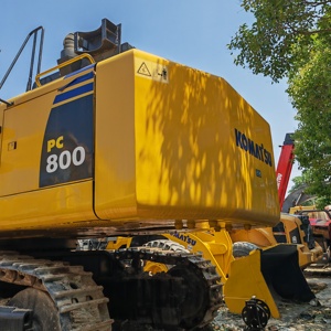 Excavatrice lourde d'occasion Komatsu PC800-8 à faible nombre d'heures de fonctionnement, moteur SAA6D140E, pour travaux de terrassement en carrière ouvert - Product Image 5