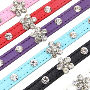 Collar de Lujo Moderno para Gato y Perros Pequeños Elegante con Pedrería Brillante y Adorno de Flor Bonita Patrón Sólido Hecho de <span class=keywords><strong>PU</strong></span> - Product Image 6