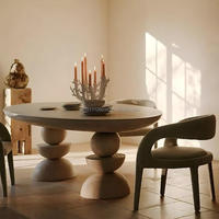 Table à manger ovale en bois de style Japandi antique pour 6 à 8 personnes avec piédestal empilé artistique pour salle à manger