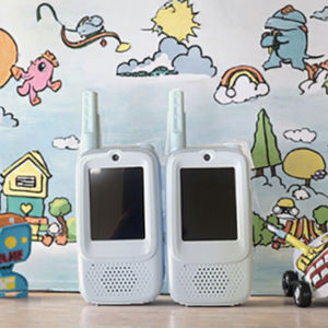 Intercomunicador <span class=keywords><strong>Visual</strong></span> Portátil con Cámara HD, Pantalla de 2 Pulgadas, Largo Alcance, Resistente al Agua IPX4, Diseñado para Niños al Aire Libre - Product Image 3