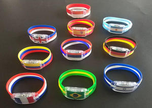Pulseras de Silicona Iluminadas con LED para Fanáticos del Fútbol de Todos los Países, para Promoción - Product Image 5