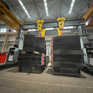 Grue hydraulique professionnelle avec télécommande sans fil, vitesse réglable, hauteur de levage de 15 m pour les travaux hydrauliques lourds et de grande envergure - Product Image 2