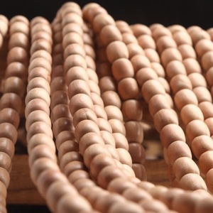 Perles en bois de pêche élégantes et exquises, 114 pièces, perles d'espacement en vrac pour la fabrication de bijoux DIY - Product Image 3