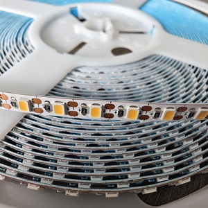 SMD2835 Bande Lumineuse LED Flexible 1led/cut Certifié CE <span class=keywords><strong>60</strong></span> 120 LED 12V 24V 5m 10m SMD 2835 Bande LED Lumineuse pour Miroir Commercial - Product Image 2