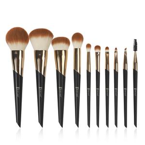 <span class=keywords><strong>Precio</strong></span> de fábrica, 10 piezas, rubor, sombras de ojos, libre de crueldad, rubor de plástico barato, cara, negro, venta al por mayor, juego de brochas de maquillaje doradas, logotipo personalizado - Product Image 1