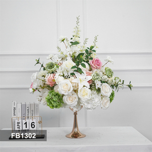 Composition florale artificielle très demandée, boule de fleurs blanches, centre de table en fleurs de soie pour décoration de mariage et d'événements - Product Image 2