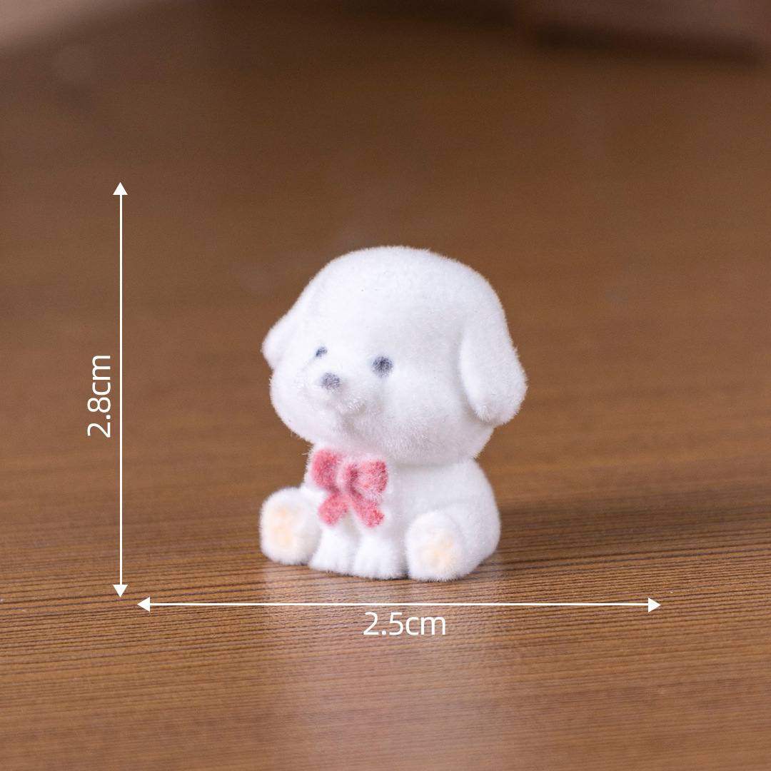 N &deg; 3 Bichon Frisé (avec des clous sur le dessus)