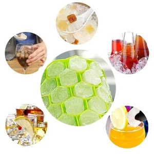 Molde de silicona de grado alimenticio para cubitos de hielo con forma de panal, 37 rejillas hexagonales, con tapa, fácil de desmoldar, para whisky y cócteles - Product Image 5