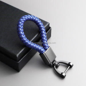 Venta al por mayor de llaveros personalizados de metal trenzado y cuero - Product Image 5