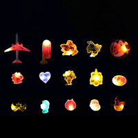 Proveedor OEM, logotipo de forma personalizada de alta calidad, colorido brillante, múltiples modos de Flash, insignia LED, botón luminoso LED, pin de solapa para fiesta