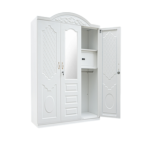 Produits en promotion : Armoire à 3 portes personnalisée pour vêtements - Product Image 1