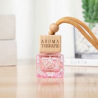 Conception de luxe 10ml vide forme carrée bouteille de parfum de voiture désodorisant de voiture suspendu pour diffuseur de parfum d'huiles essentielles