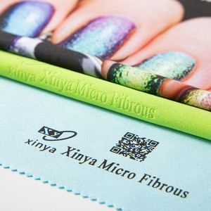 Chiffonnette en microfibre suédée personnalisée avec logo imprimé pour le nettoyage de bijoux, montres, <span class=keywords><strong>lunettes</strong></span> de soleil et <span class=keywords><strong>lunettes</strong></span>. - Product Image 6